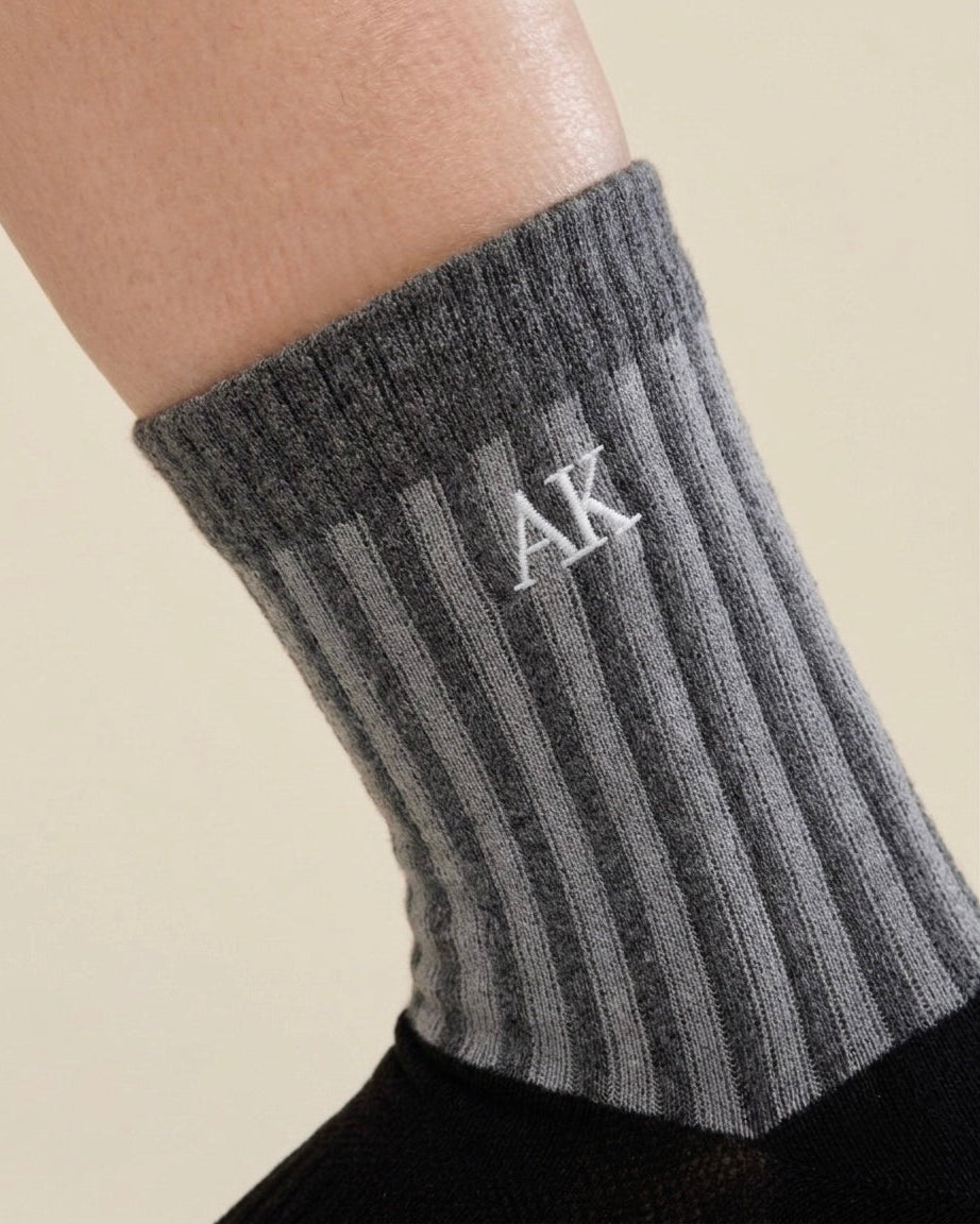 條紋五指止滑襪 AK Stripe Grip Toe Socks - Black
