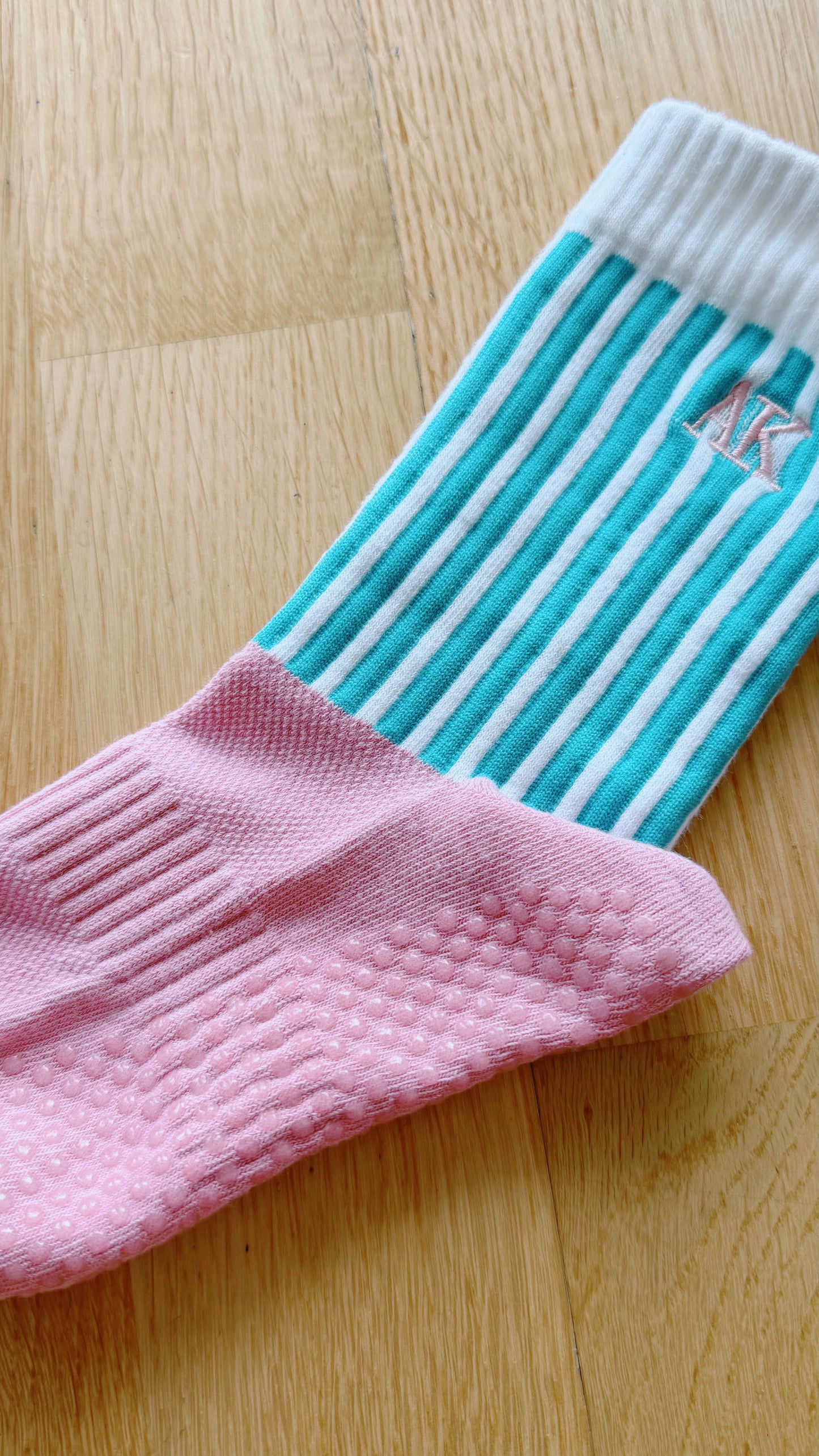 Striped Grip Toe Socks | Pink